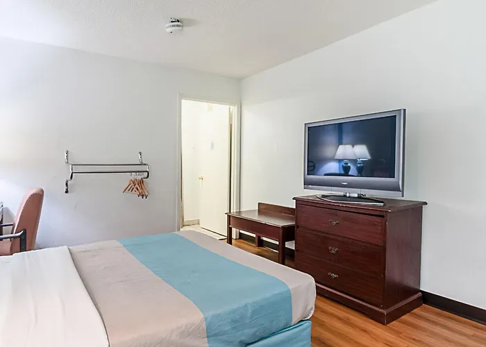 Motel 6-Southgate, Mi - Detroit
